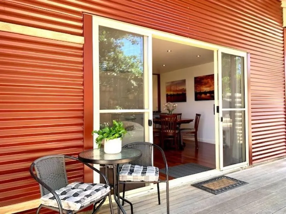 Shore To Please 1 Bdrm Loft Apt Beach Wifi Henley Beach South